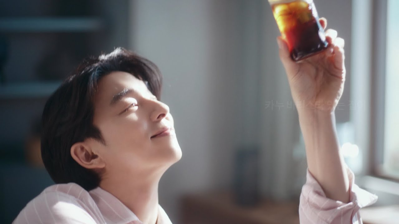 지구에서 가장 핫한 아아 맛집, 카누 바리스타